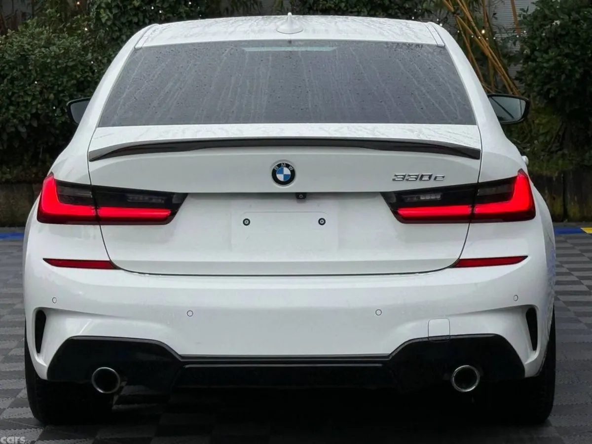 BMW 3-Series Saloon, Petrol Plug-in Hybrid, 2021, White