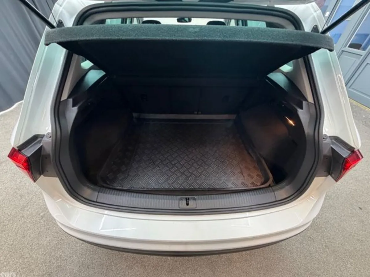 Volkswagen Tiguan Estate, Diesel, 2017, White