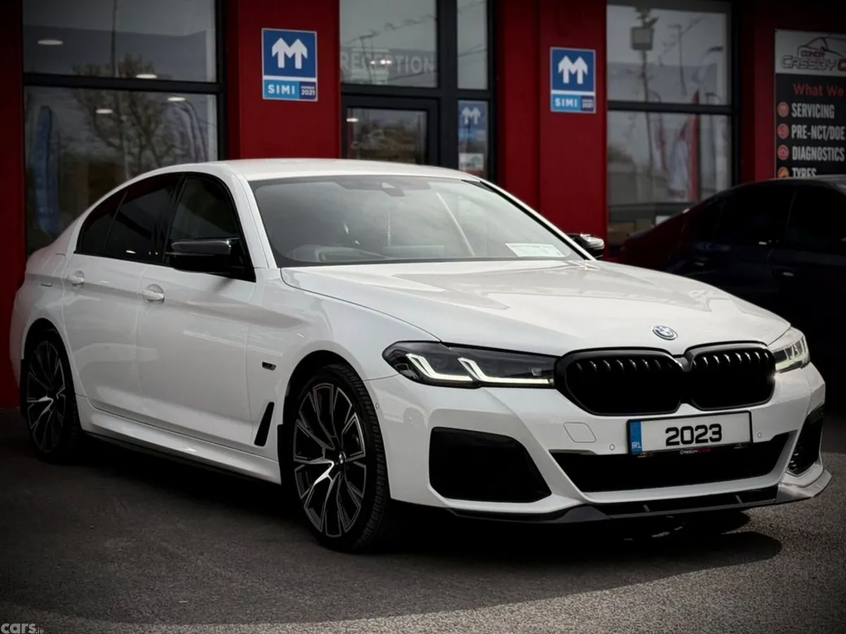 BMW 5-Series Saloon, Petrol Plug-in Hybrid, 2023, White