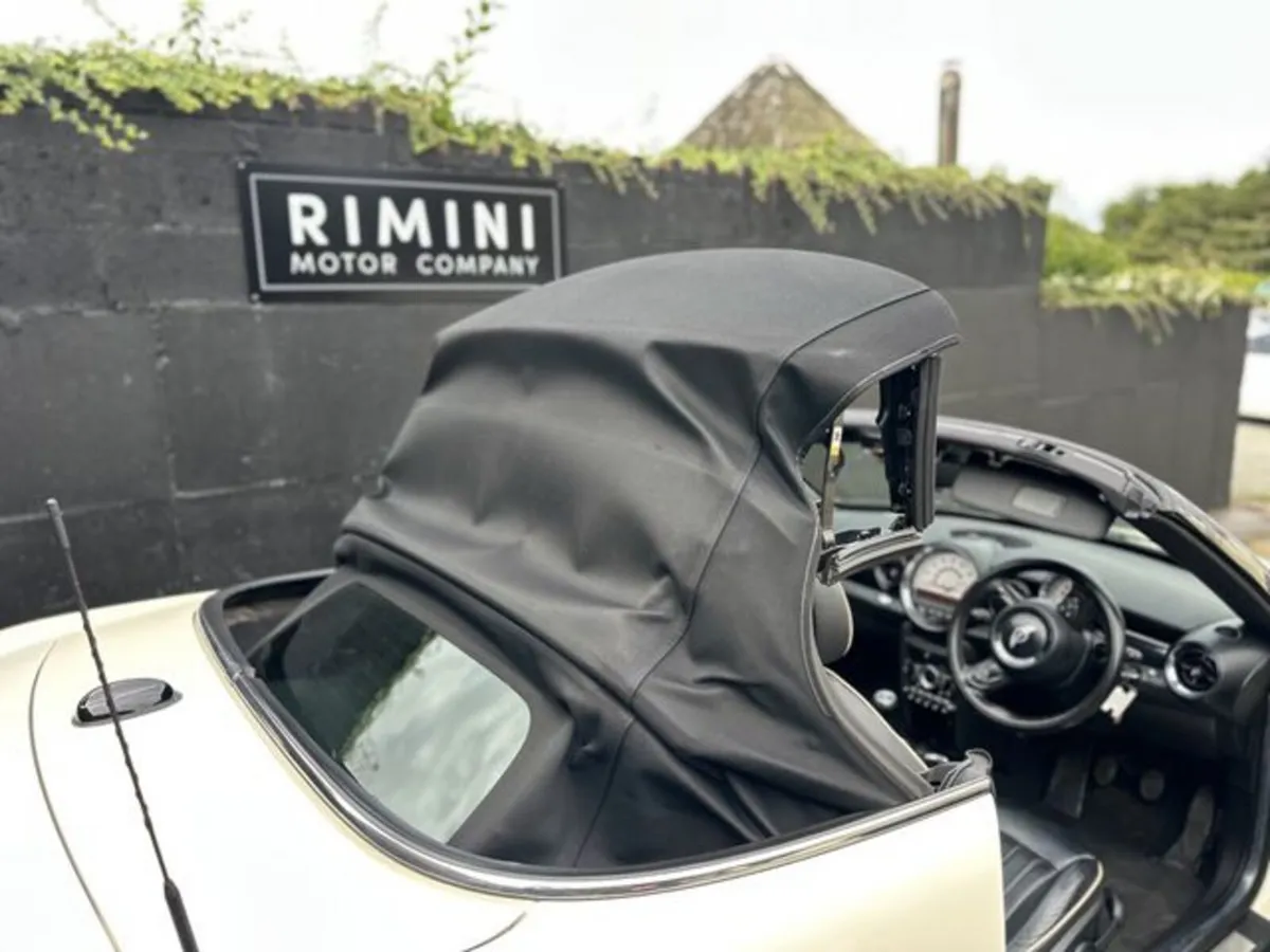 Mini Roadster Convertible, Petrol, 2012, White