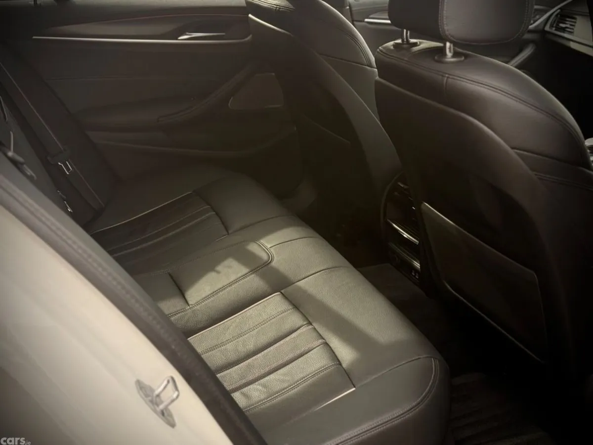 BMW 5-Series Saloon, Petrol Plug-in Hybrid, 2023, White