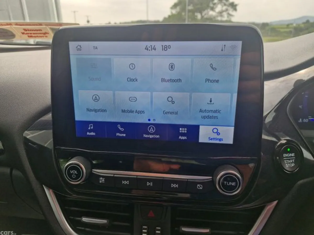 Ford Puma MPV, Petrol Hybrid, 2021, White