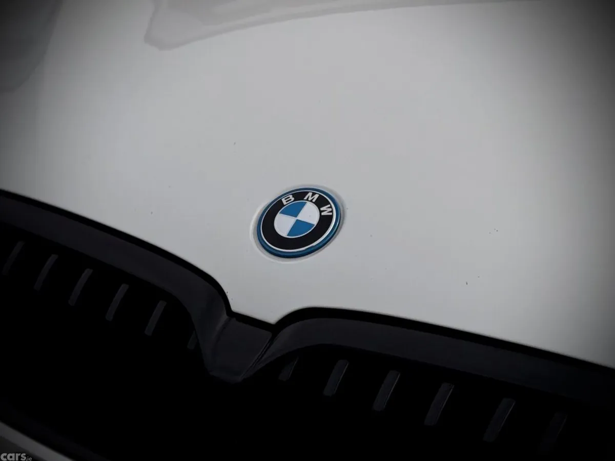 BMW 5-Series Saloon, Petrol Plug-in Hybrid, 2023, White