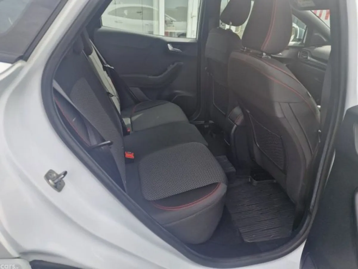Ford Puma MPV, Petrol Hybrid, 2021, White