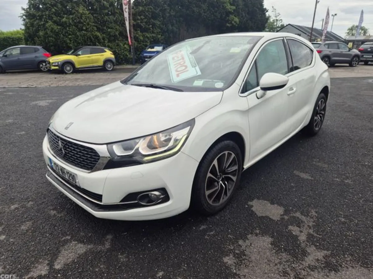 Citroen DS 4 Hatchback, Petrol, 2017, White