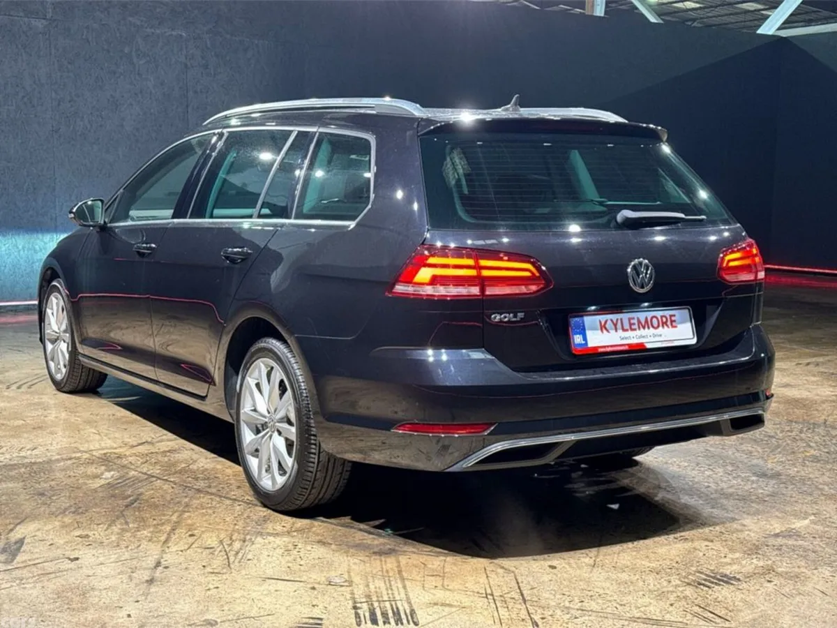 Volkswagen Golf Estate, Petrol, 2019, Black