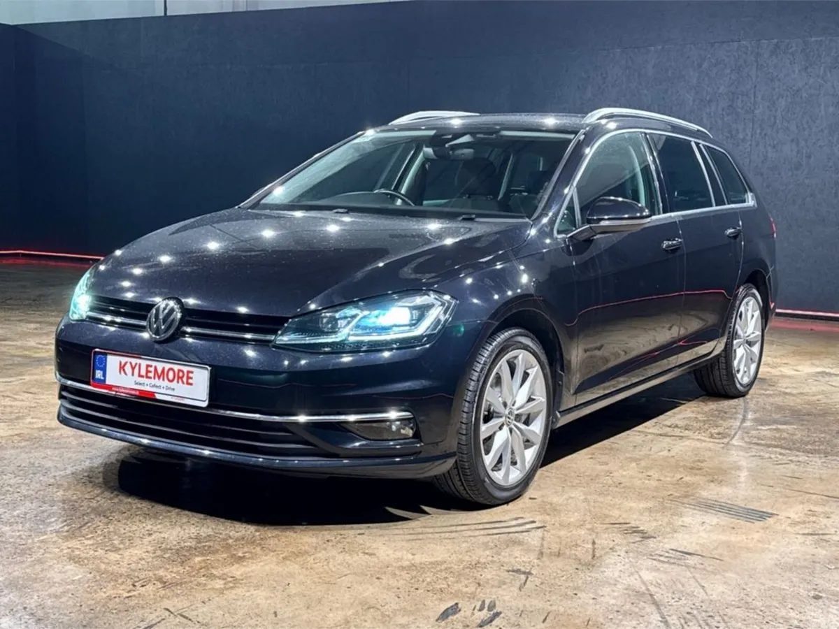 Volkswagen Golf Estate, Petrol, 2019, Black