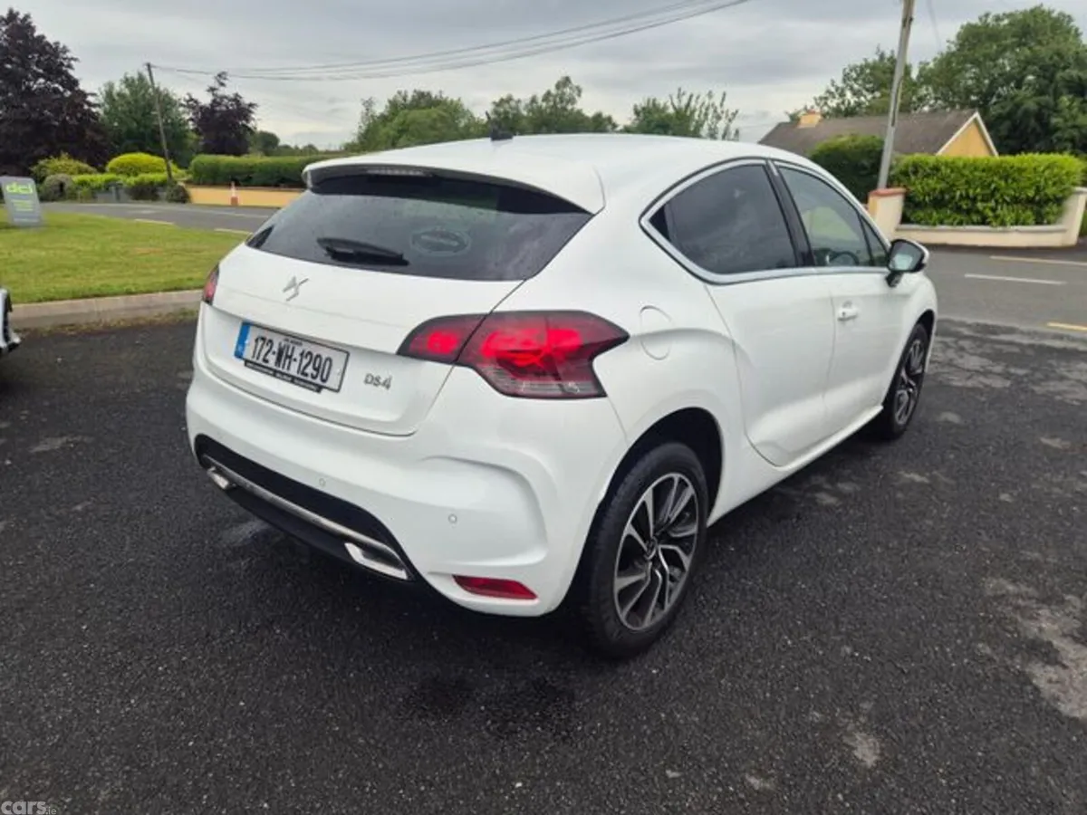 Citroen DS 4 Hatchback, Petrol, 2017, White