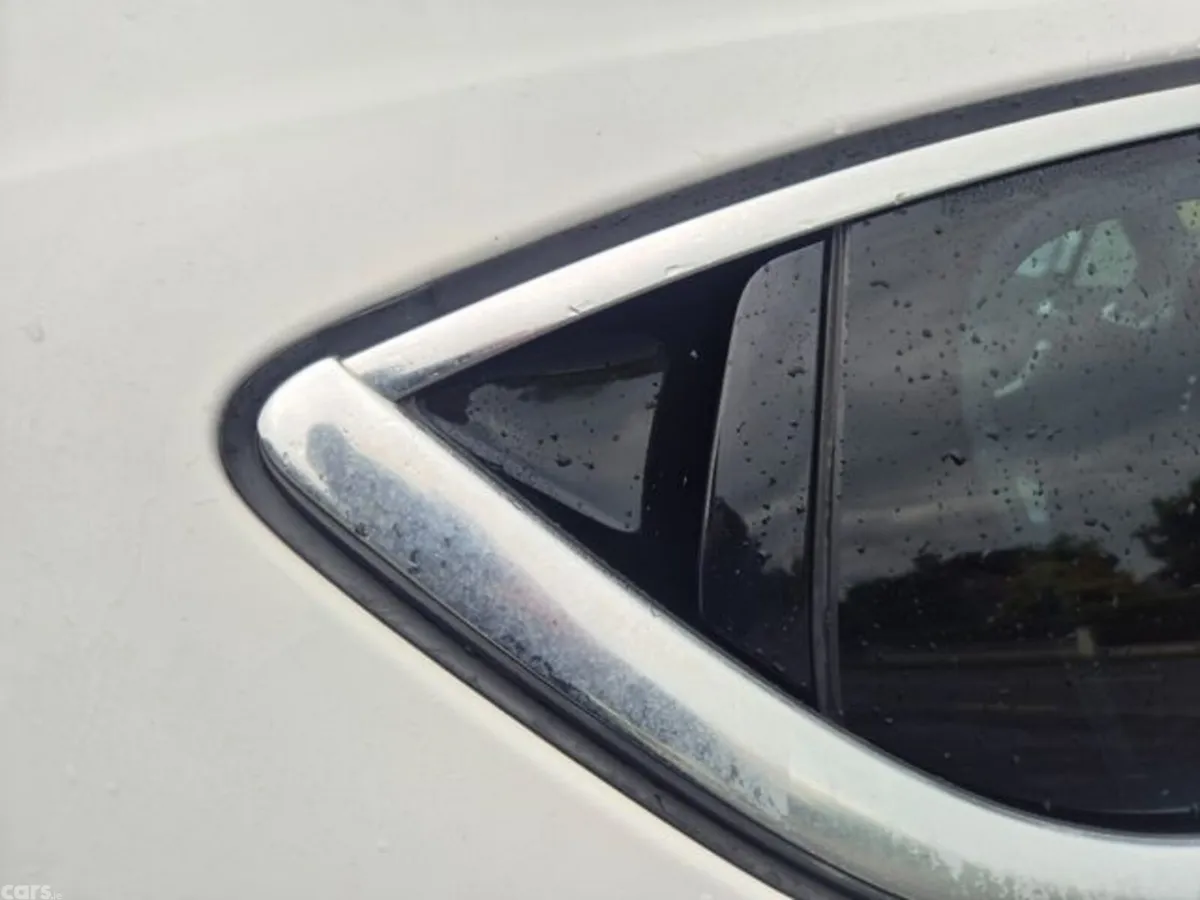 Citroen DS 4 Hatchback, Petrol, 2017, White