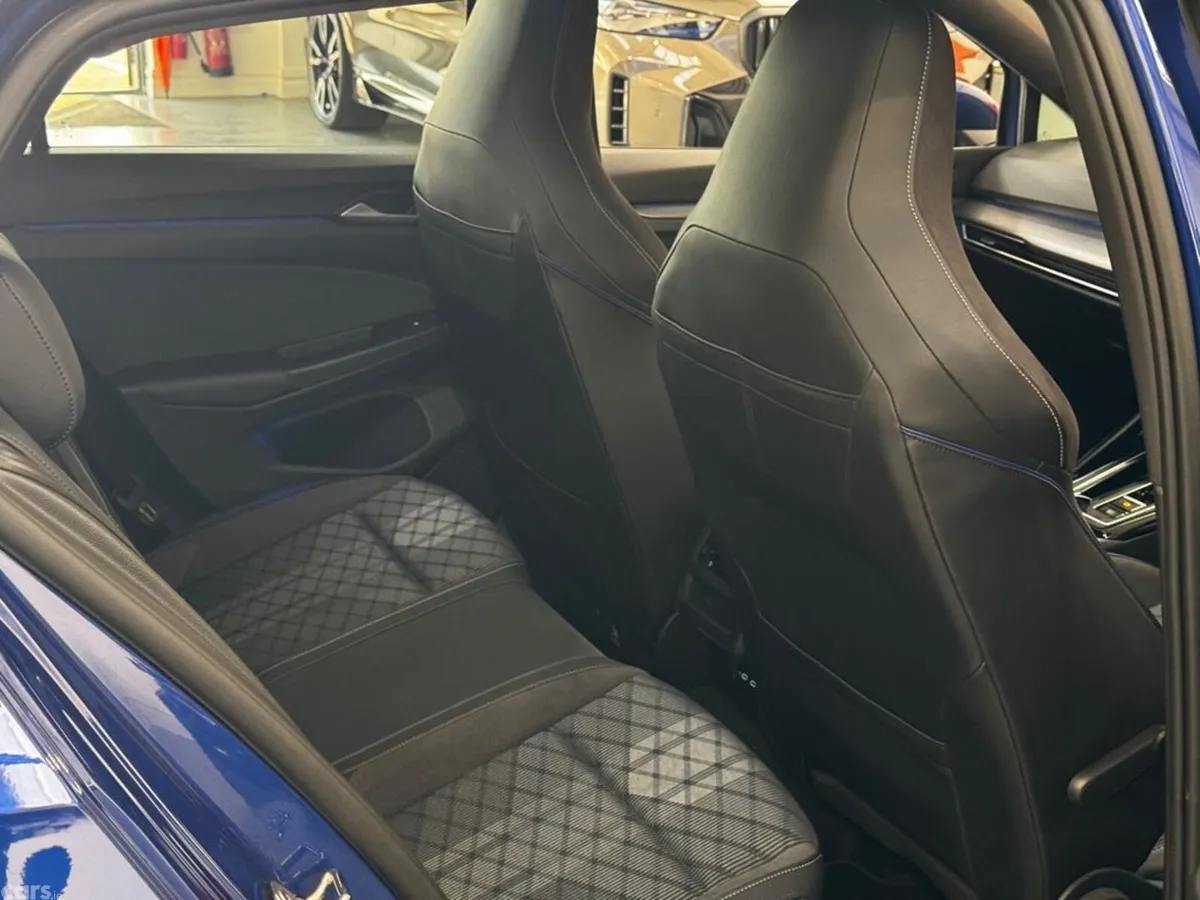 Volkswagen Golf Estate, Diesel, 2024, Blue