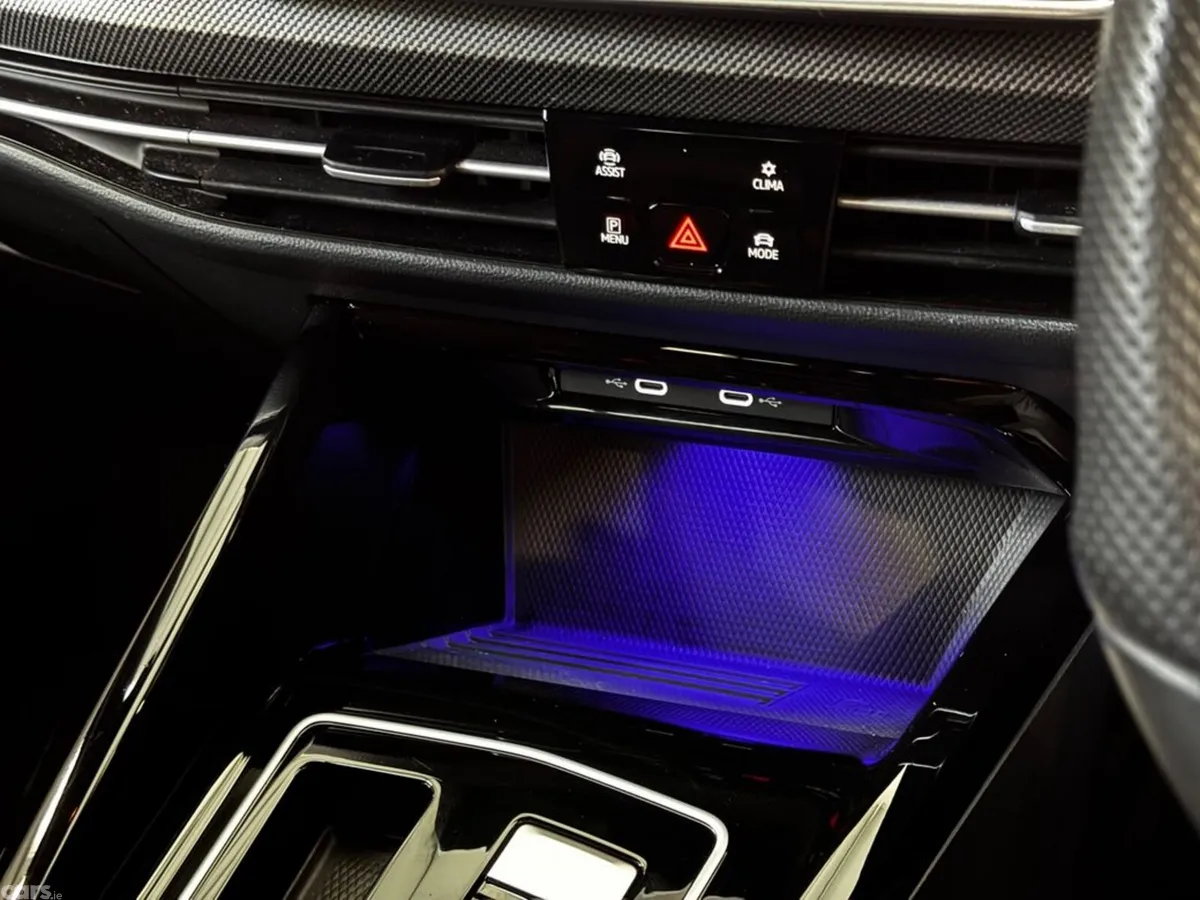 Volkswagen Golf Estate, Diesel, 2024, Blue