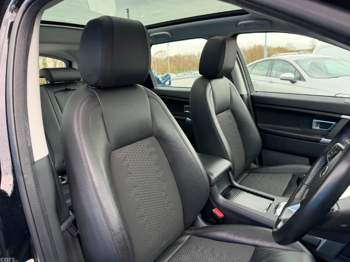 Land Rover Discovery Sport SUV, Diesel, 2018, Black