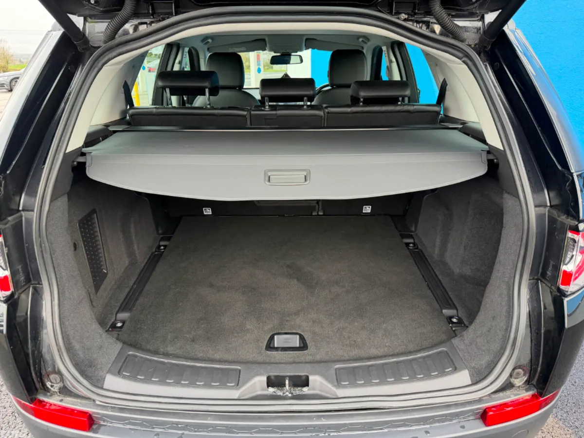 Land Rover Discovery Sport SUV, Diesel, 2018, Black