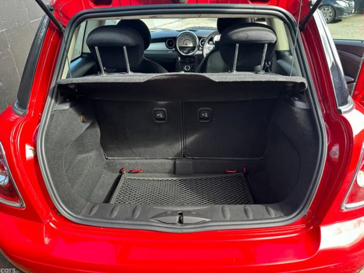 Mini Cooper Hatchback, Petrol, 2012, Red