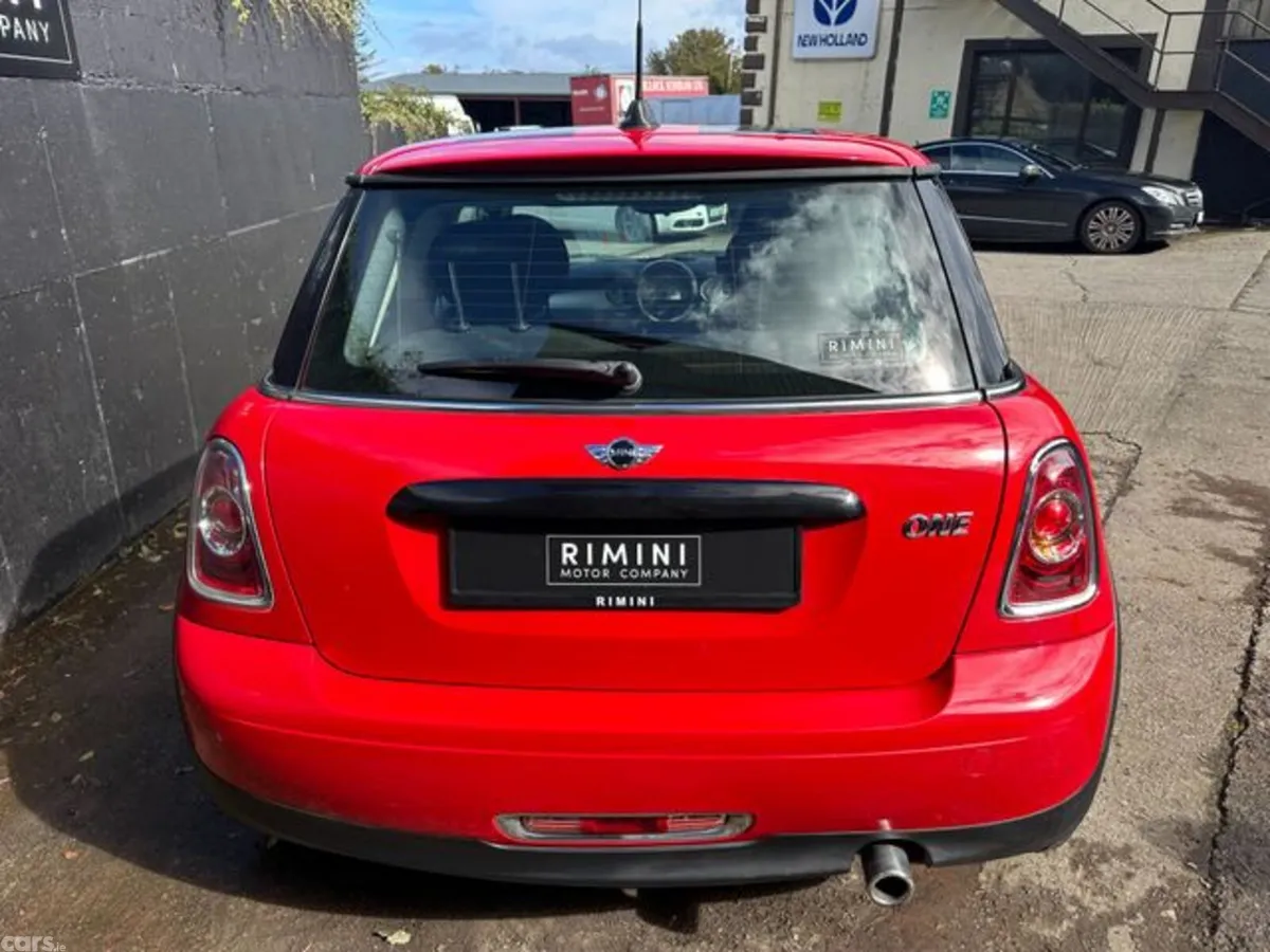 Mini Cooper Hatchback, Petrol, 2012, Red