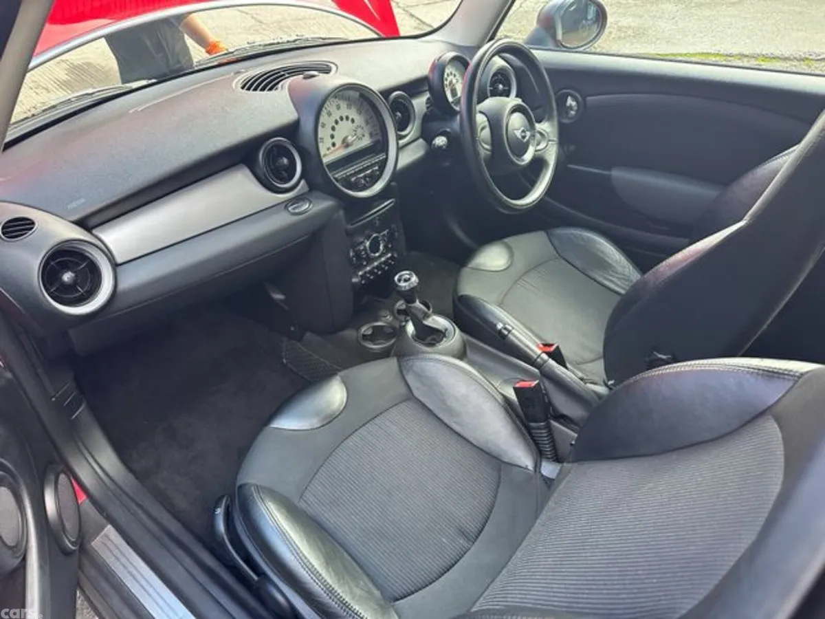 Mini Cooper Hatchback, Petrol, 2012, Red