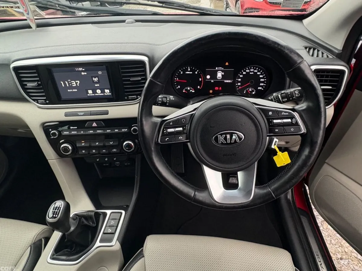 Kia Sportage SUV, Diesel, 2019, Red