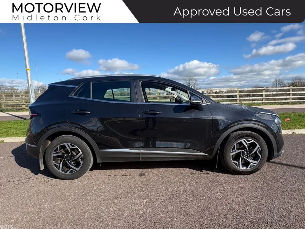 Kia Sportage SUV, Diesel Hybrid, 2023, Black