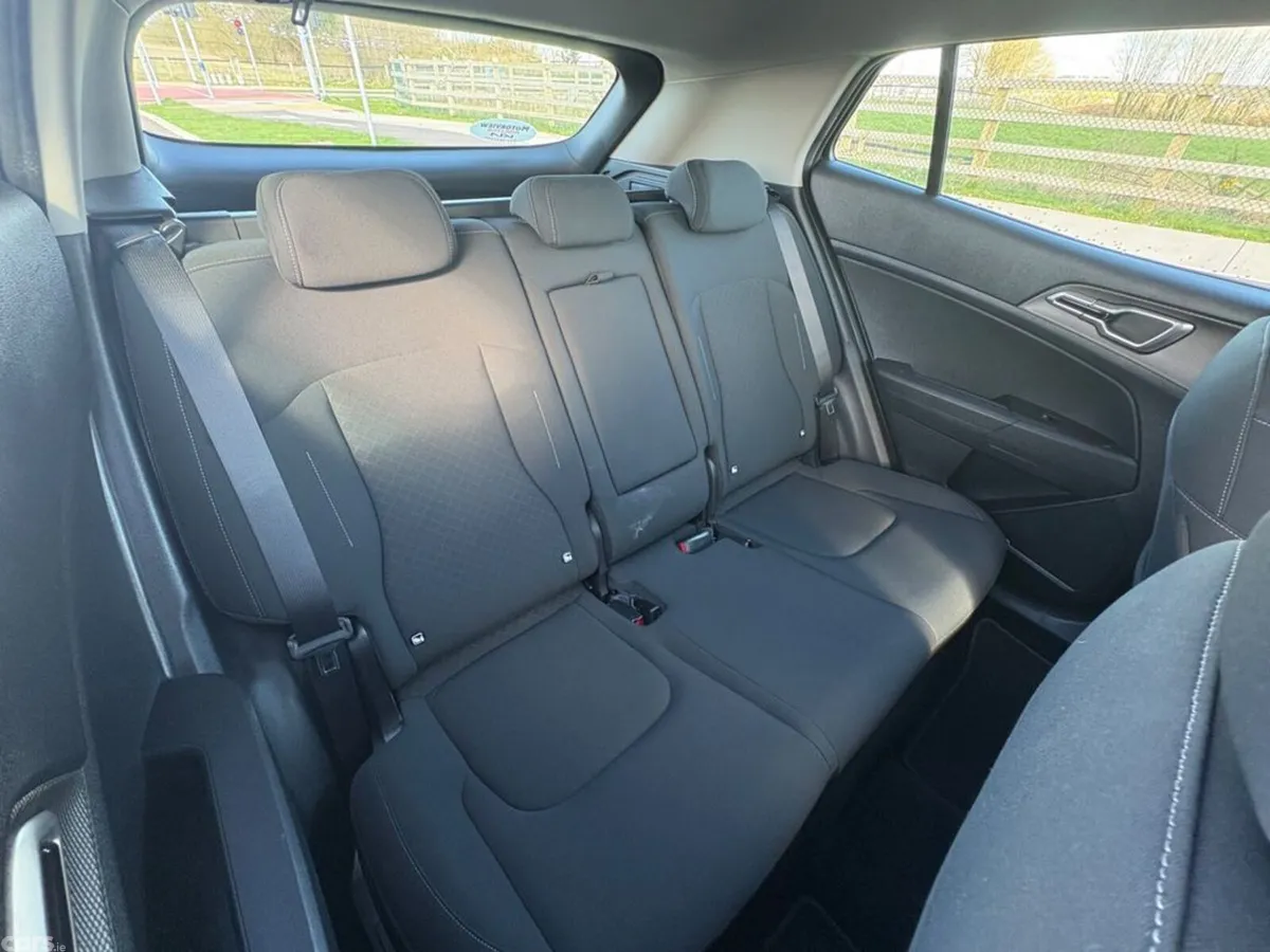 Kia Sportage SUV, Diesel Hybrid, 2023, Black