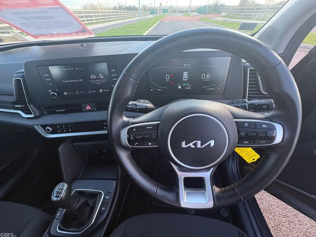Kia Sportage SUV, Diesel Hybrid, 2023, Black