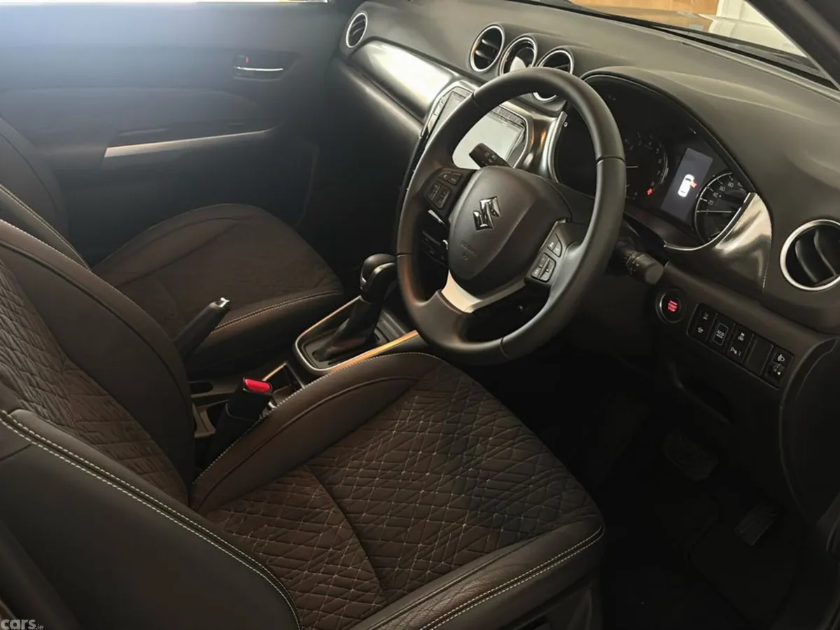 Suzuki Vitara SUV, Petrol Hybrid, 2025, Grey