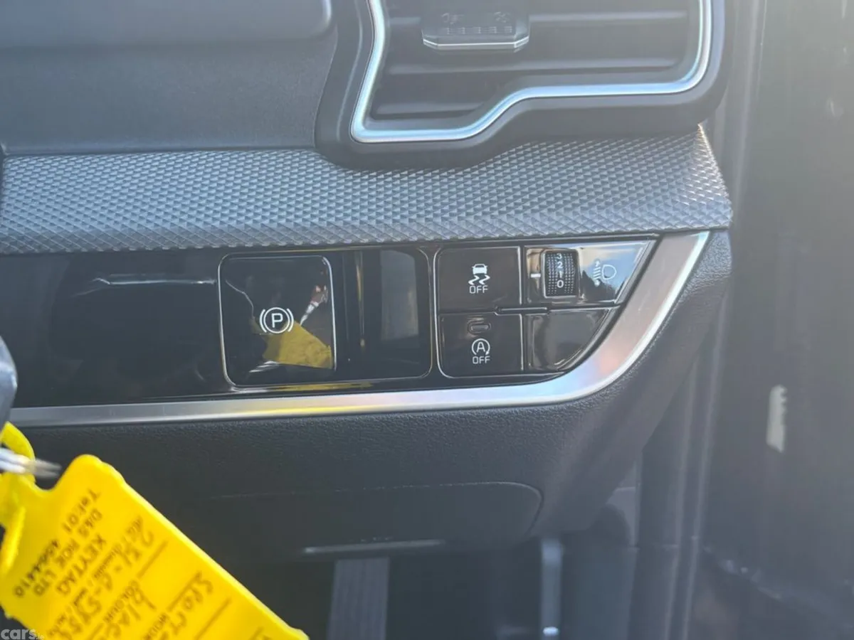 Kia Sportage SUV, Diesel Hybrid, 2023, Black