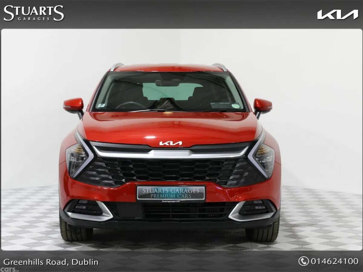 Kia Sportage MPV, Petrol Plug-in Hybrid, 2023, Red