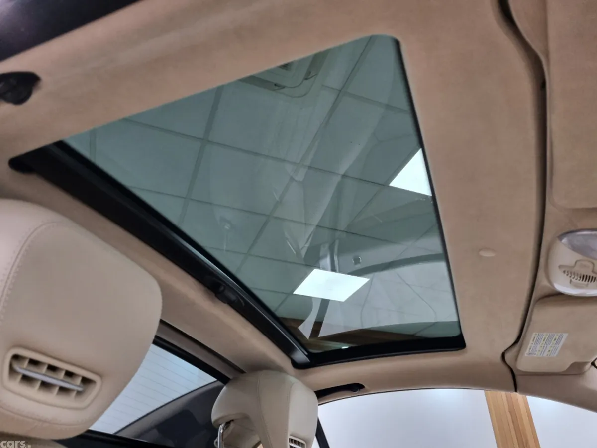 Mercedes-Benz SL-Class Convertible, Petrol, 2010, Blue