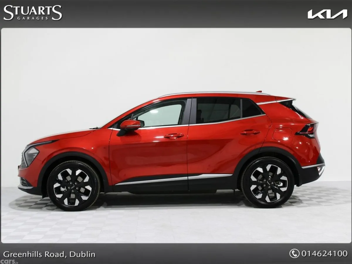 Kia Sportage MPV, Petrol Plug-in Hybrid, 2023, Red