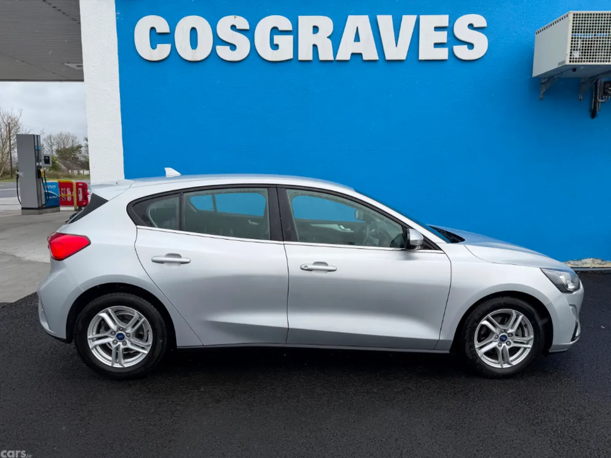 Ford Focus Hatchback, Diesel, 2022, Silver