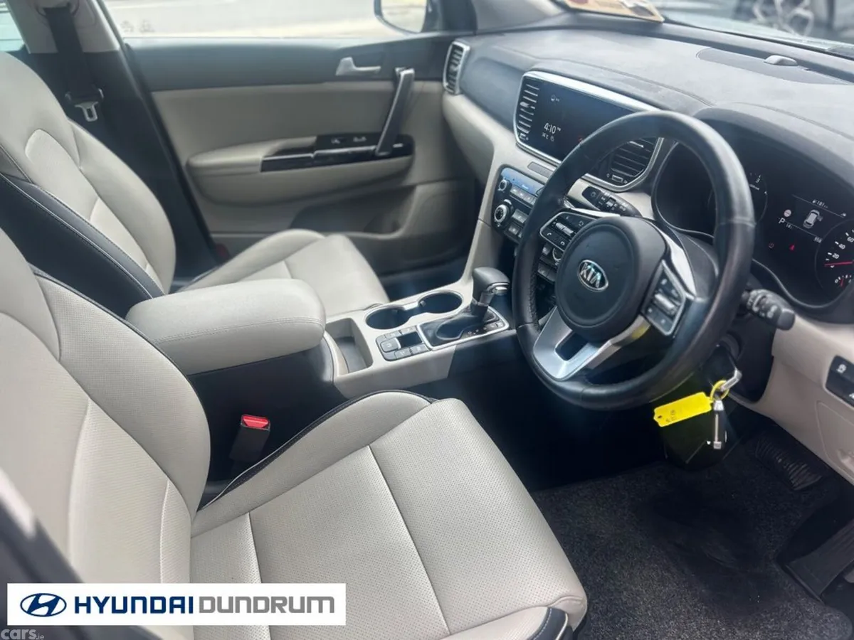Kia Sportage MPV, Diesel Hybrid, 2021, Grey
