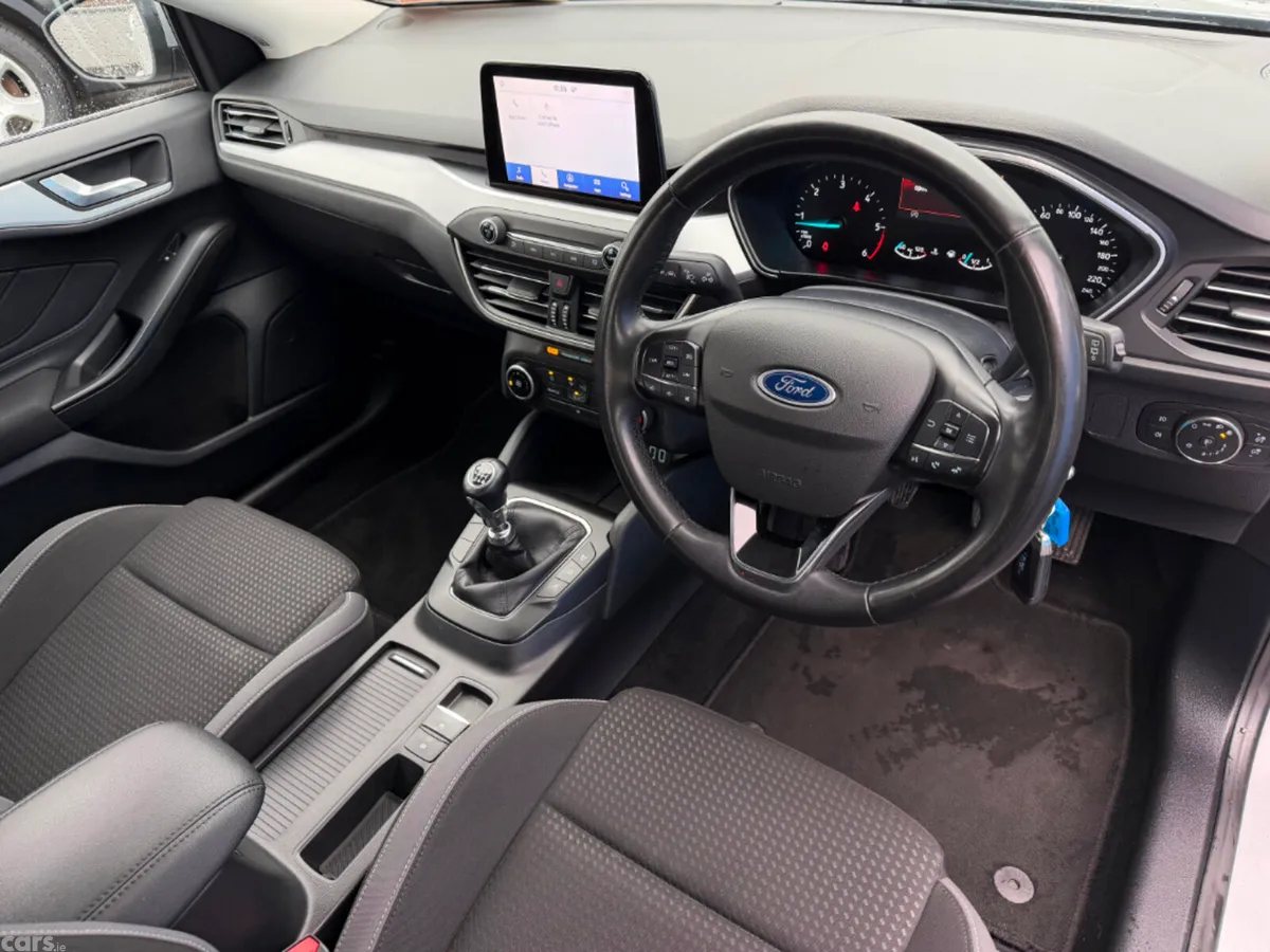 Ford Focus Hatchback, Diesel, 2022, Silver