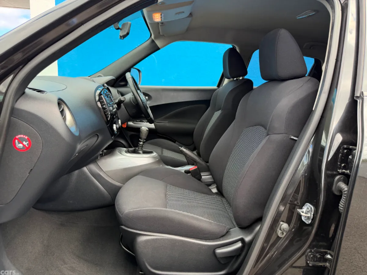 Nissan Juke Hatchback, Diesel, 2017, Black