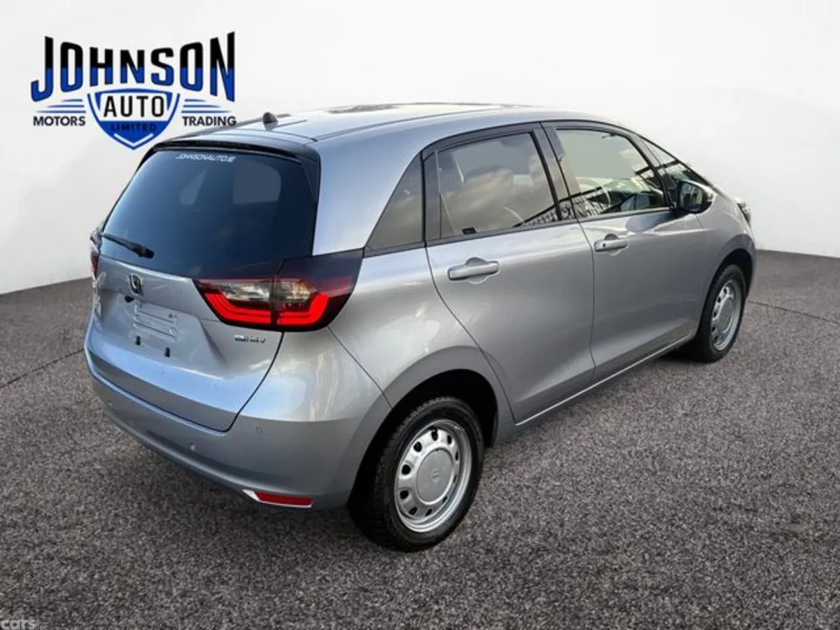 Honda Fit Hatchback, Petrol, 2022, Silver