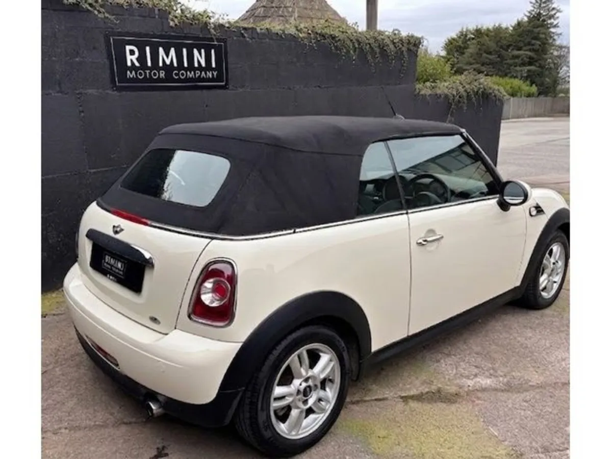 Mini Cooper Convertible, Petrol, 2013, White