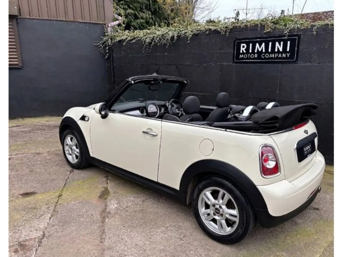 Mini Cooper Convertible, Petrol, 2013, White