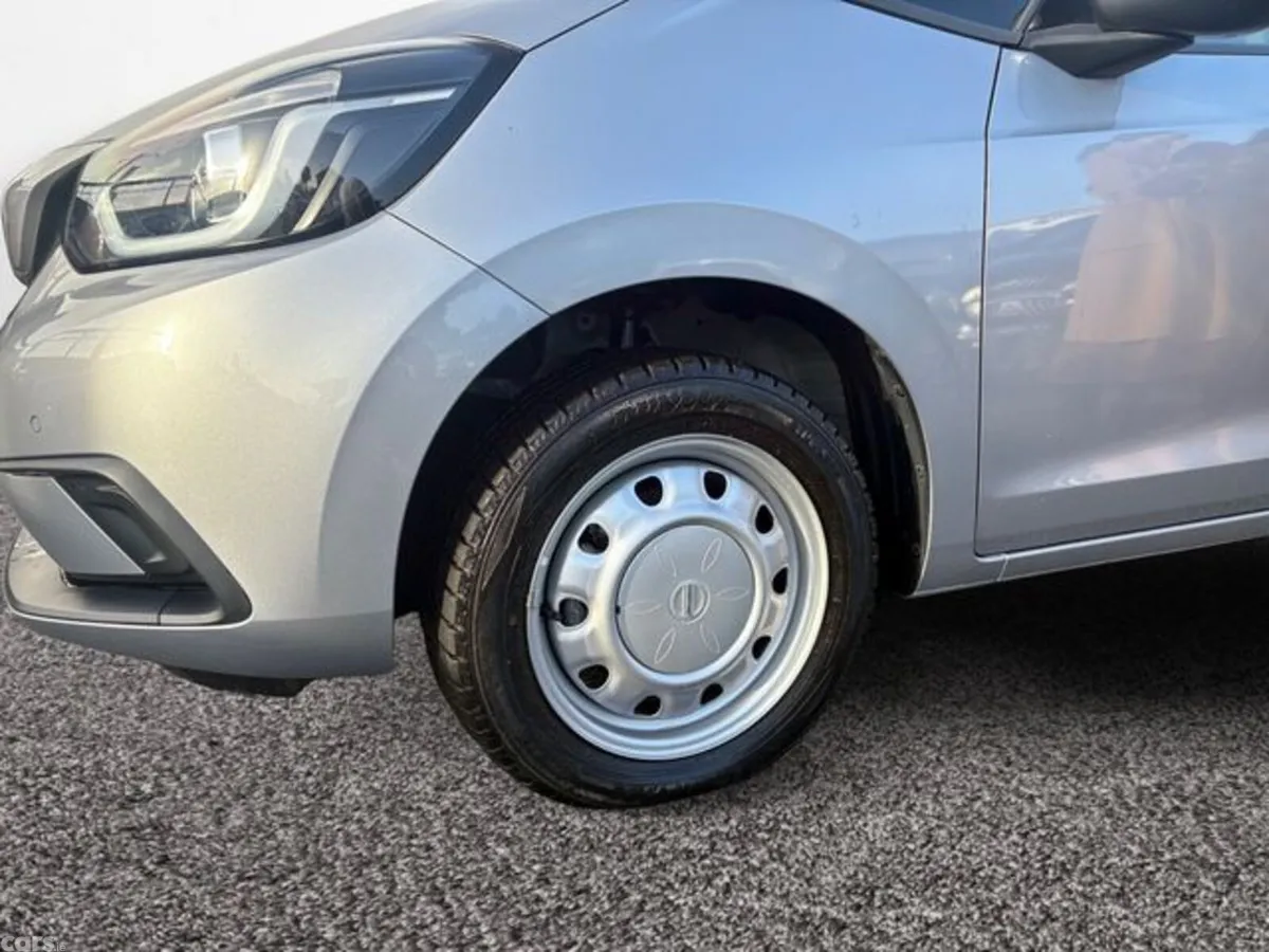 Honda Fit Hatchback, Petrol, 2022, Silver