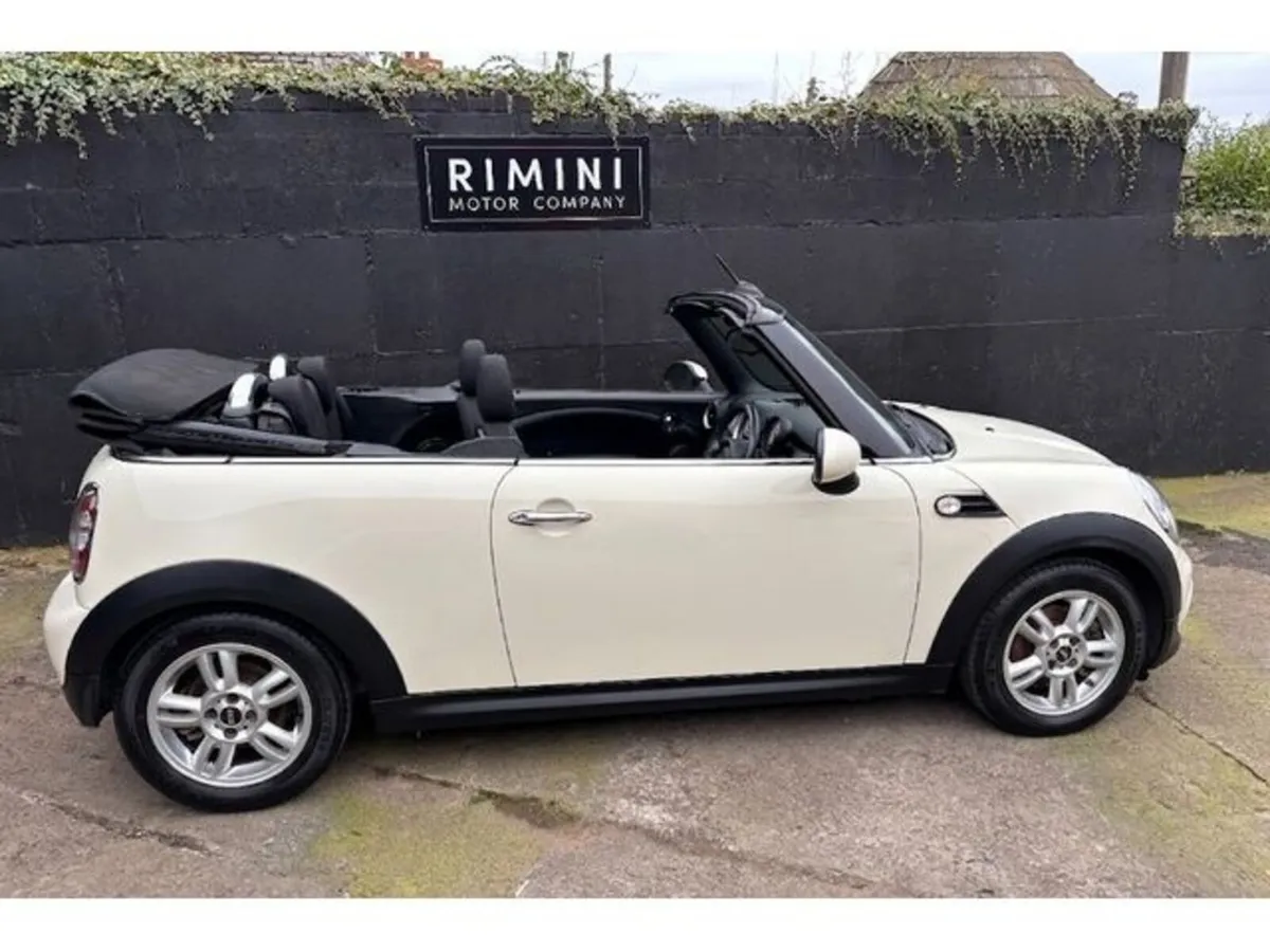 Mini Cooper Convertible, Petrol, 2013, White