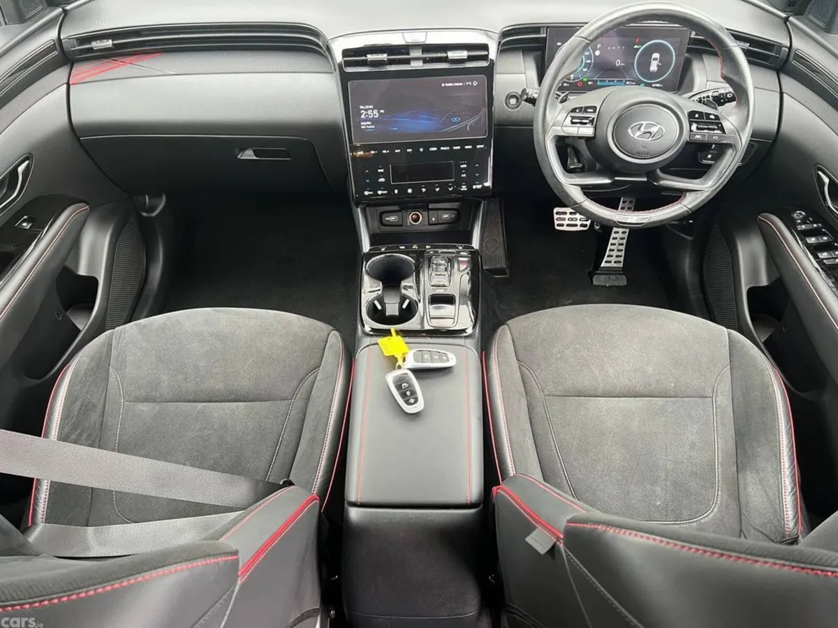 Hyundai Tucson SUV, Petrol Plug-in Hybrid, 2023, Grey