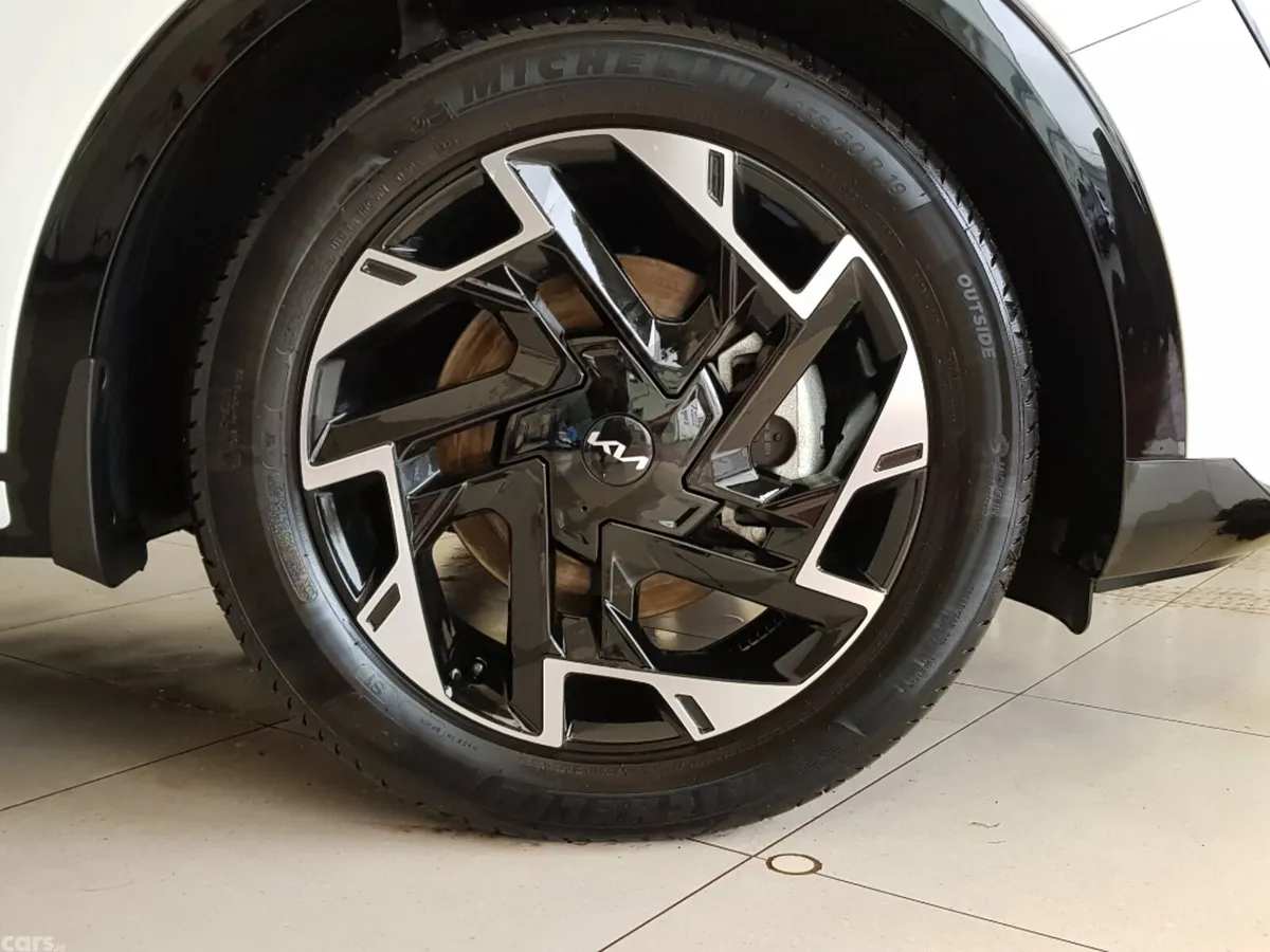 Kia Sportage MPV, Diesel Hybrid, 2025, White