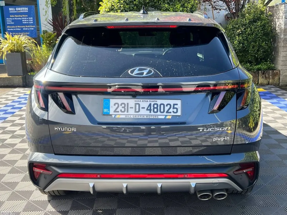 Hyundai Tucson SUV, Petrol Plug-in Hybrid, 2023, Grey