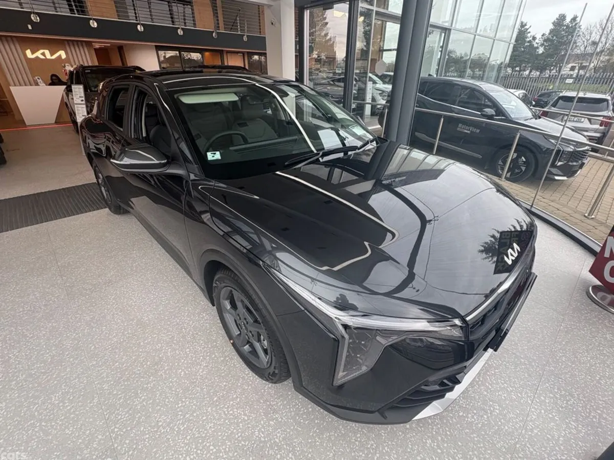 Kia K4 Hatchback, Petrol, 2027, Black
