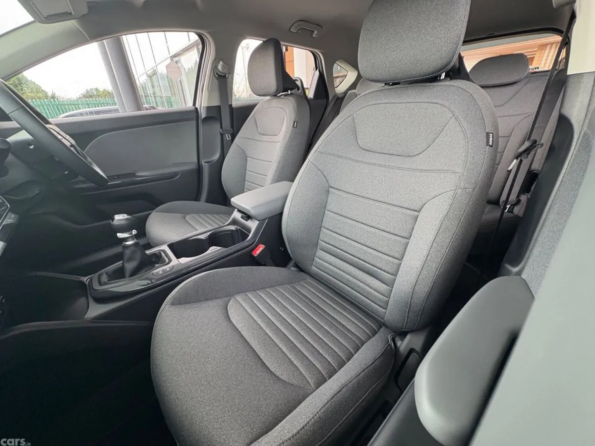 Kia K4 Hatchback, Petrol, 2027, Black
