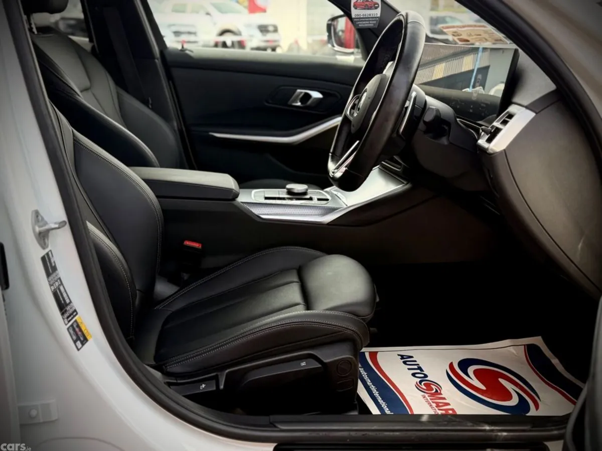 BMW 3-Series Saloon, Petrol Hybrid, 2025, White