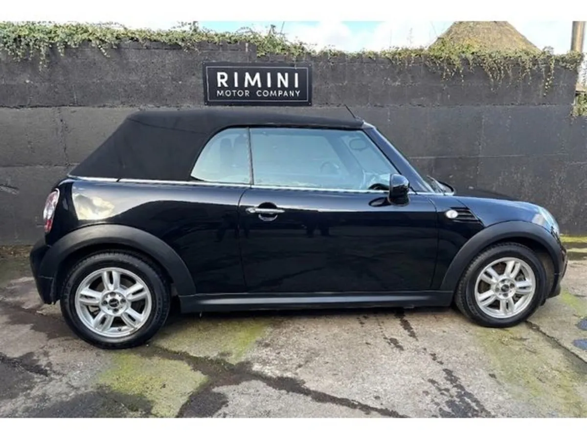 Mini Cooper Convertible, Petrol, 2012, Black