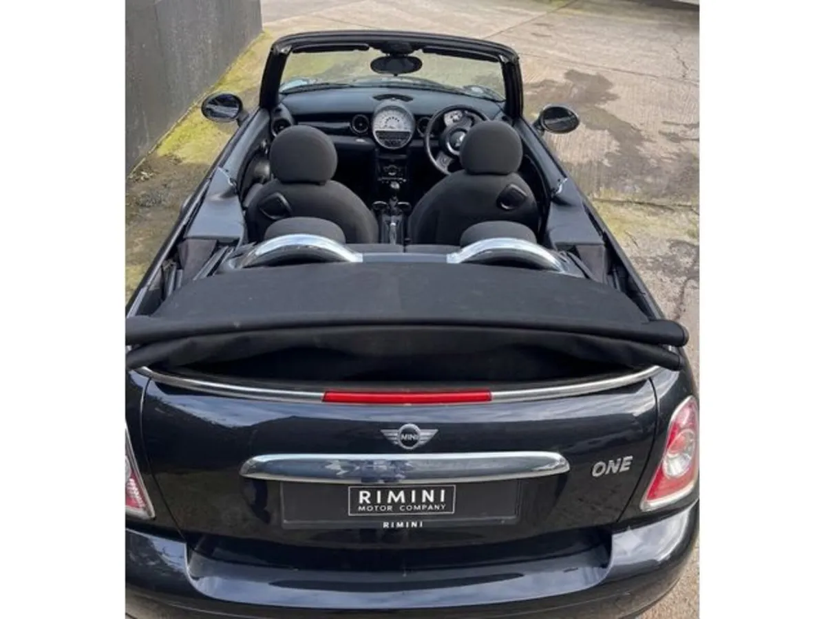 Mini Cooper Convertible, Petrol, 2012, Black
