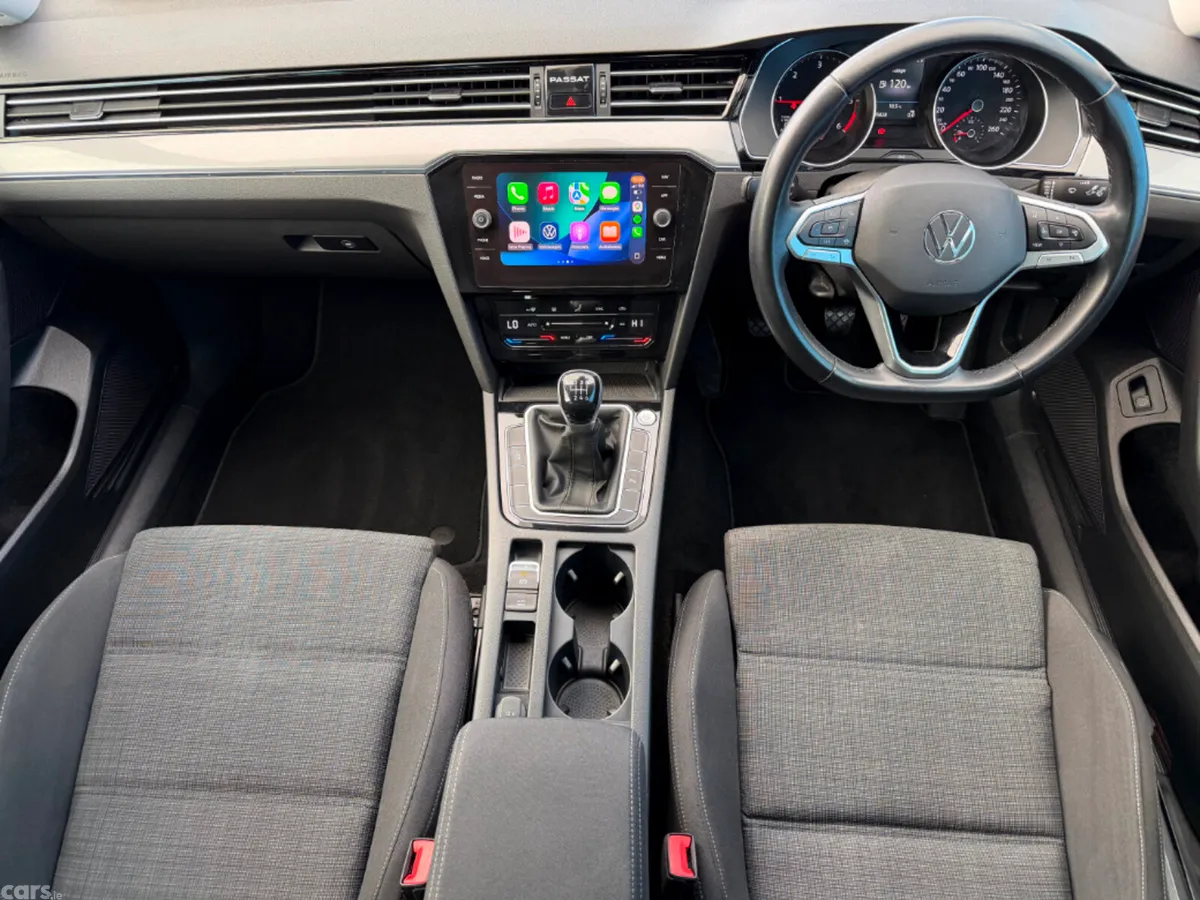 Volkswagen Passat Saloon, Diesel, 2022, Black