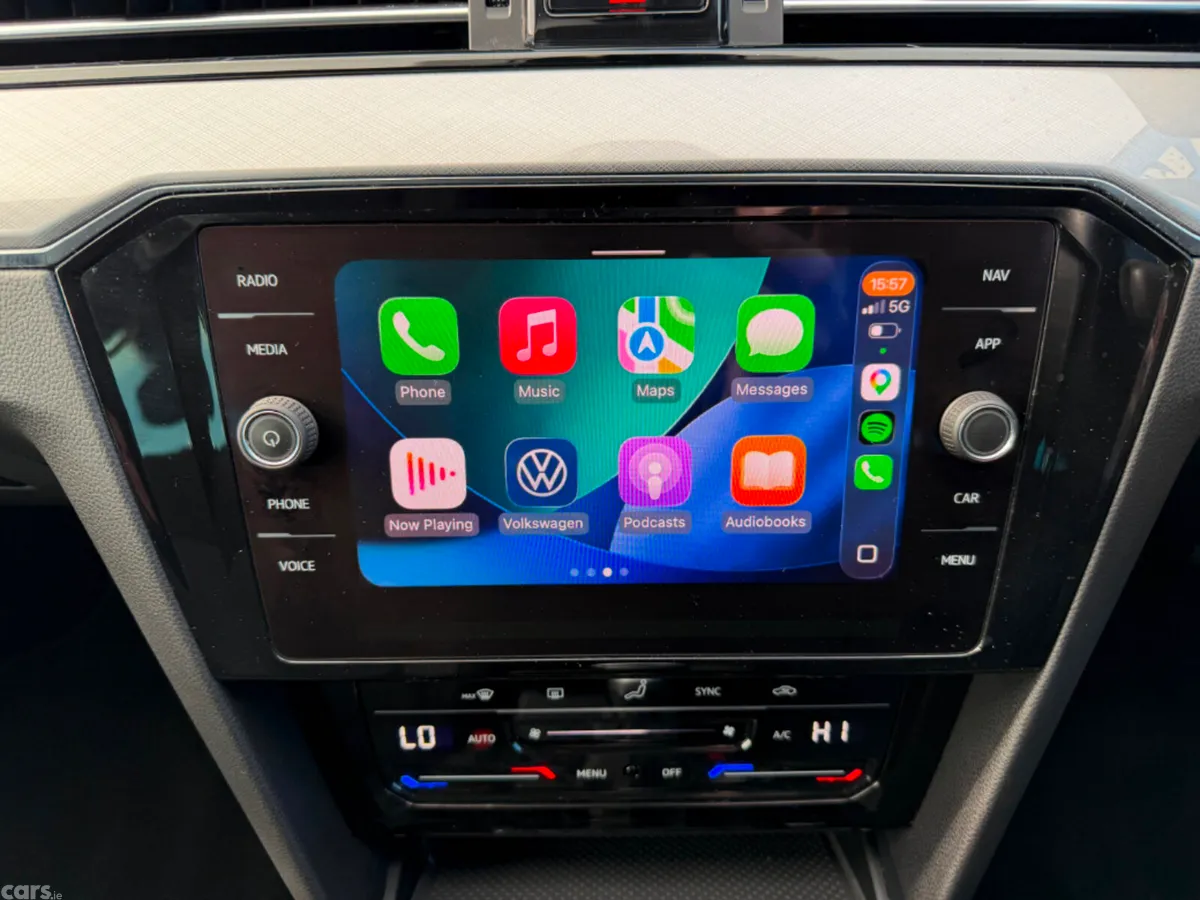 Volkswagen Passat Saloon, Diesel, 2022, Black