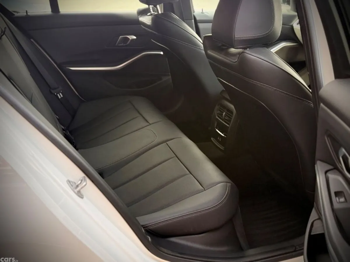 BMW 3-Series Saloon, Petrol Hybrid, 2025, White