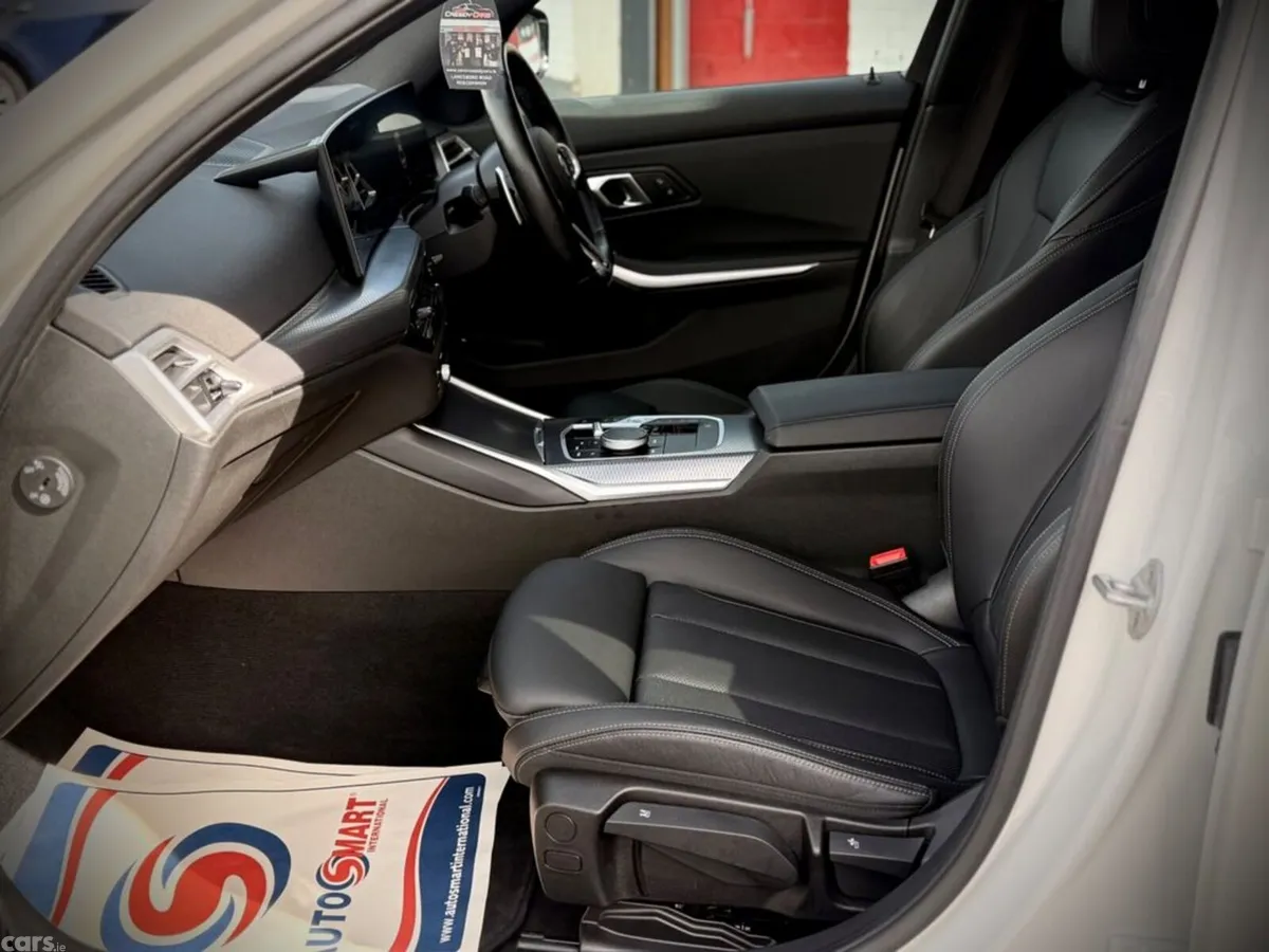BMW 3-Series Saloon, Petrol Hybrid, 2025, White